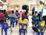 มอบเงินค่าเครื่องแบบนักเรียน ค่าอุปกรณ์การเรียน ค่าหนังสือเรียน...